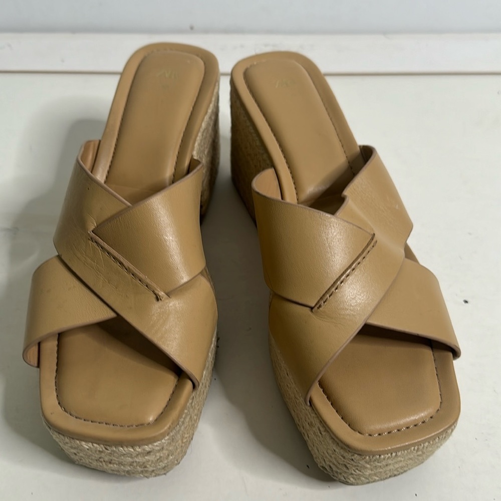 Zara tan platforms sandal size 40/9